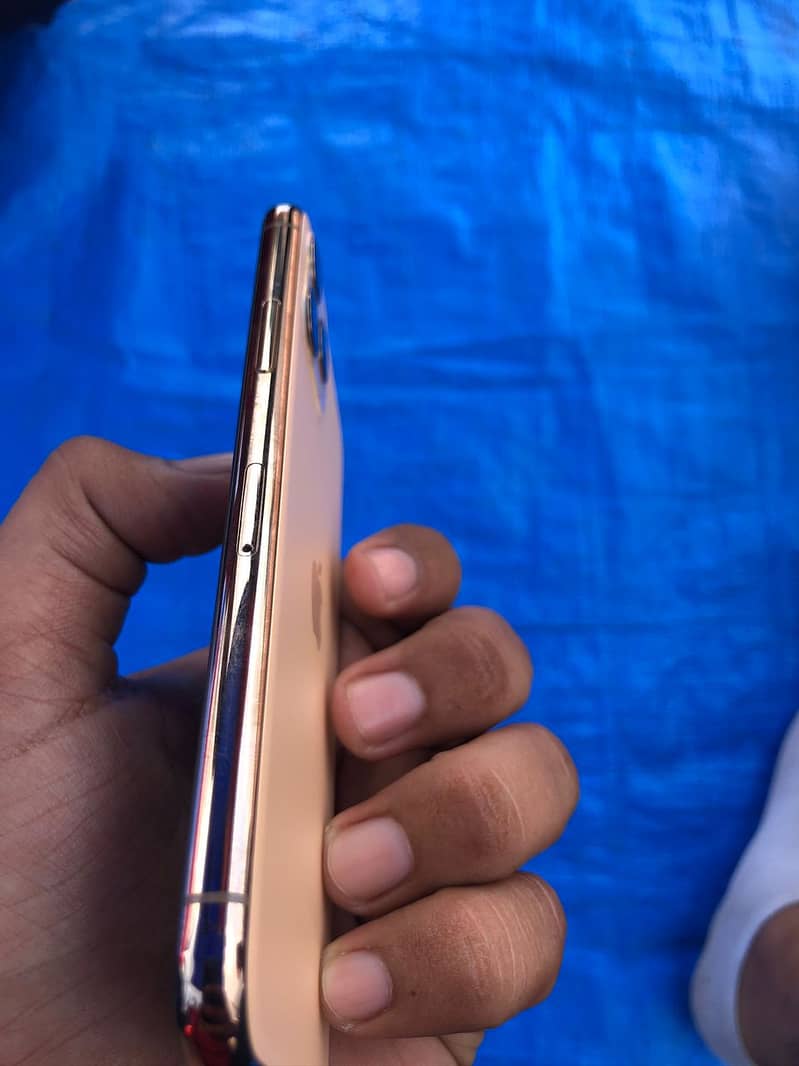 iphone 11pro 256gb gold Non Pta 2