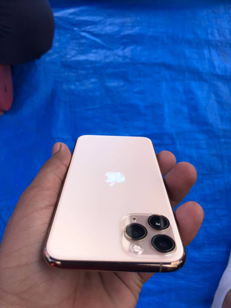 iphone 11pro 256gb gold Non Pta 7