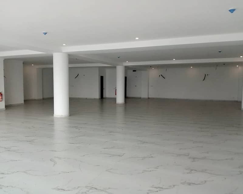 16 Marla 1st Floor Available for rent in DHA Phase 8 3