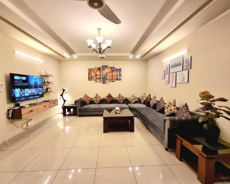 family guest house for rent daily basis 5