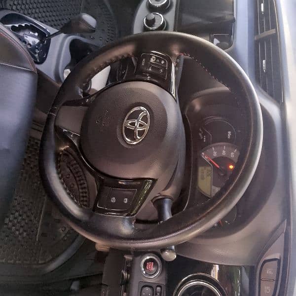 Toyota Vitz 2019 For Sale 2