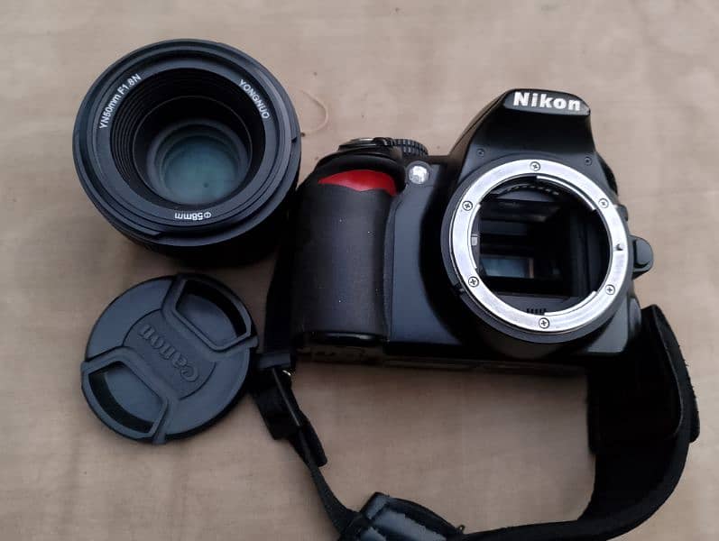 Nikon D3100 DSLR urgent sale 0