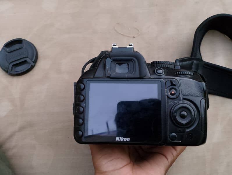 Nikon D3100 DSLR urgent sale 1