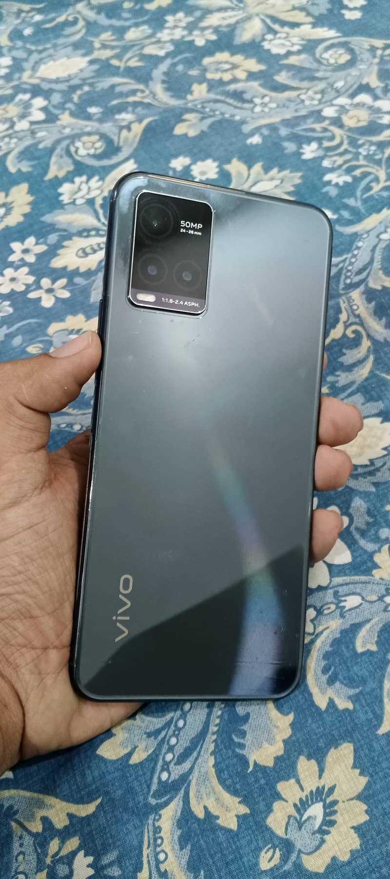 Vivo Y33S 3