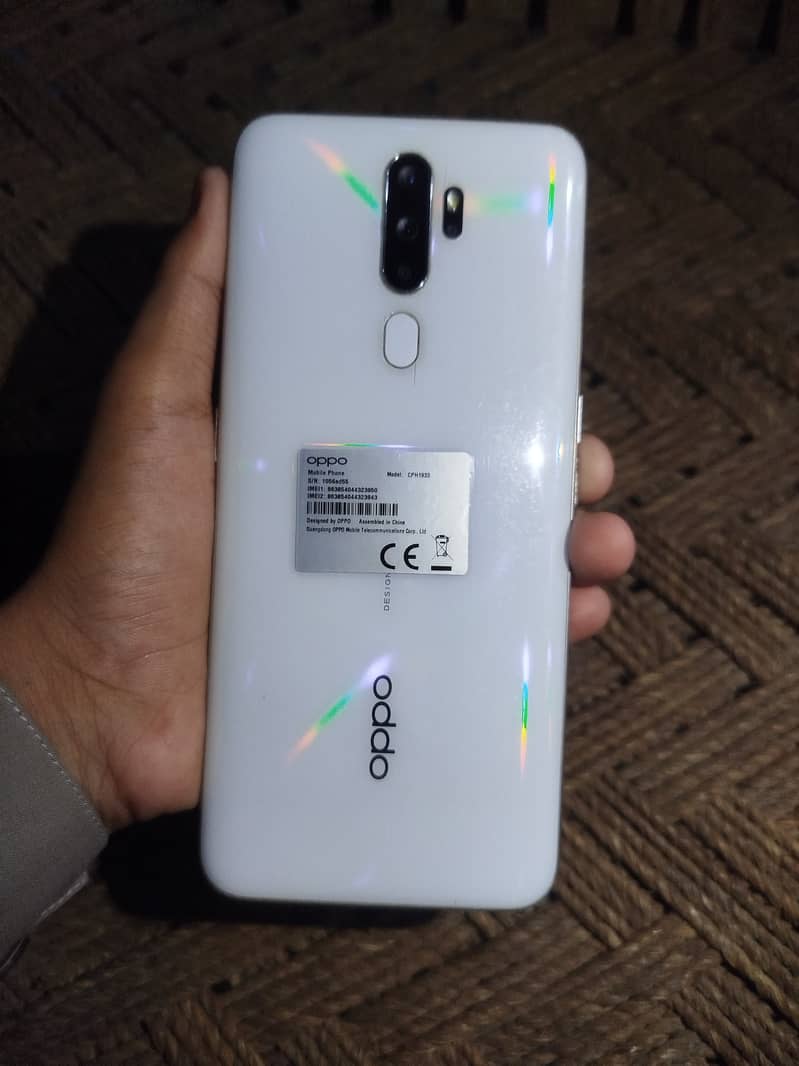 oppo A5 2020 4/128condition 10/9.5 box with original charger 1