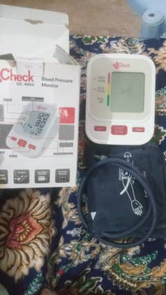 Blood pressure Monitor UC-4004