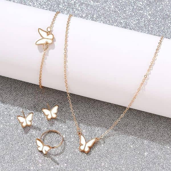 4 Piece Set: (Necklace, Bracelet, Earrings, Ring) 1