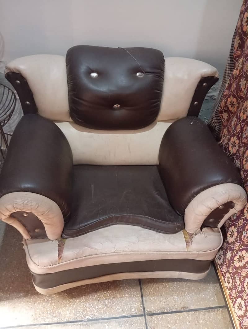 5 seater Sofa for sale 2