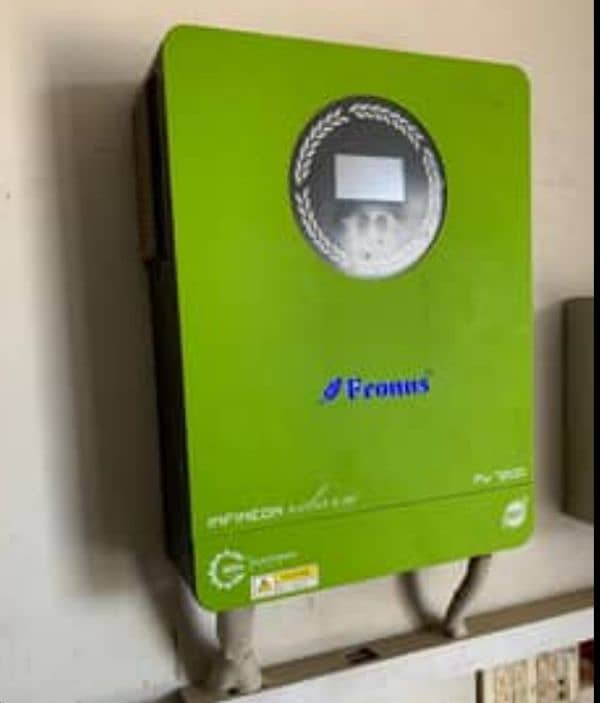 fronus 6.2 kv inverter 4 month use only 1