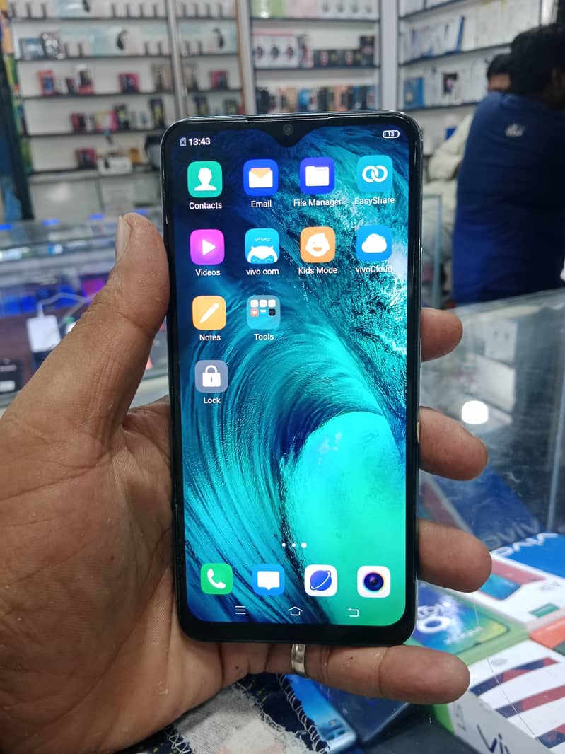 Vivo S1 with box charger 5