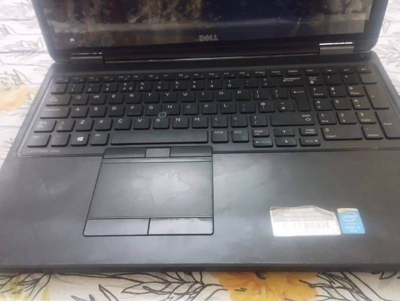 Dell i5 5th Generation 4