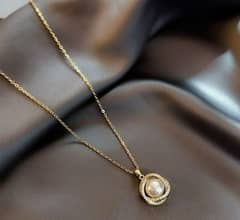 Premium Metal Necklace with pendent