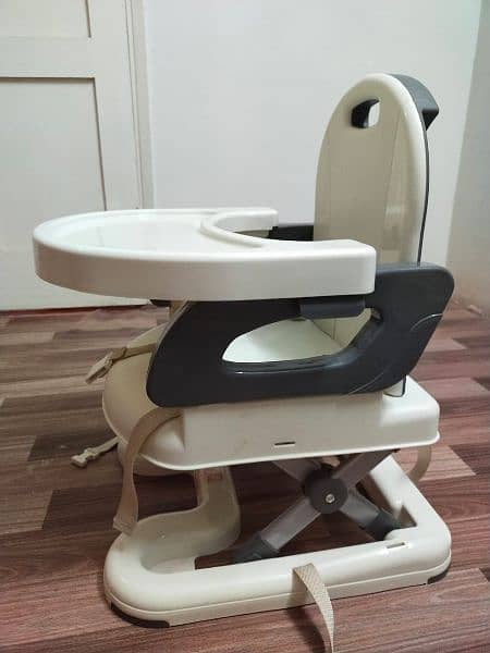 Toddler dinning chair for sale 1