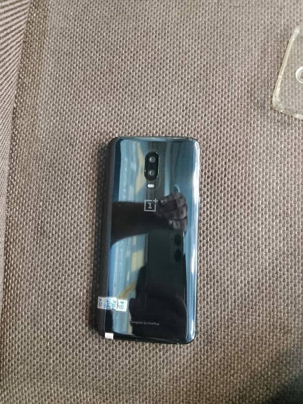 OnePlus 6t  10of10 urgent sale 8 128 snapdragon 855 1