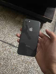 Iphone 8 ( factory unlock)