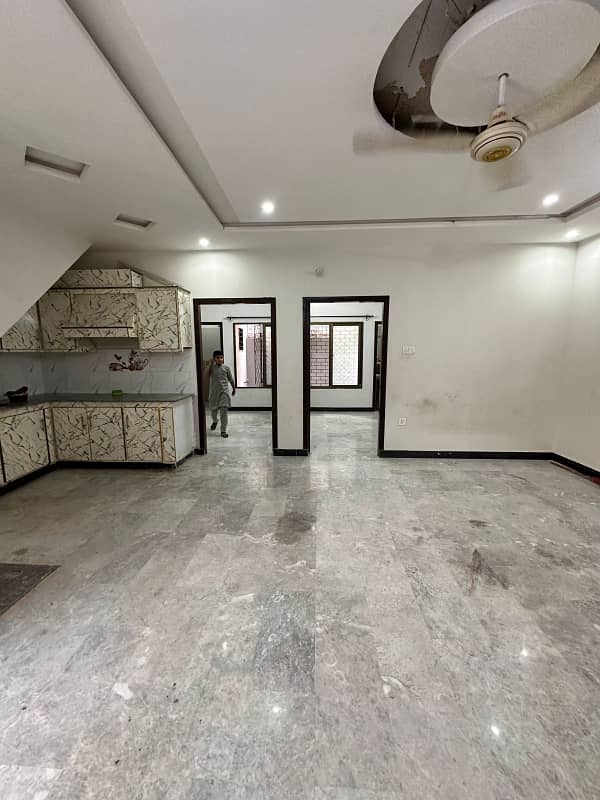 BRAND NEW SINGEL STORY HOUSE FOR RENT LOCATION AYUB COLONY 2