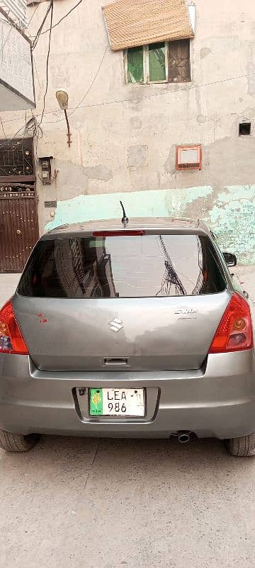 Suzuki Swift 2011 3