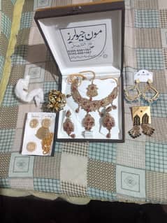 Artificial Jewelry For Sale.