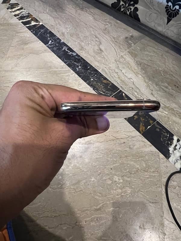 Iphone xs max pta approved 5