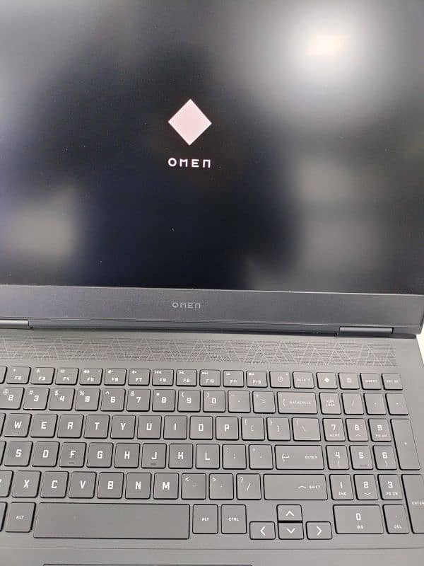 Hp Omen 16-wf0xxx, Core i9-13th, Ram 16, Ssd 1 Tb, Rtx 4060 Card 9