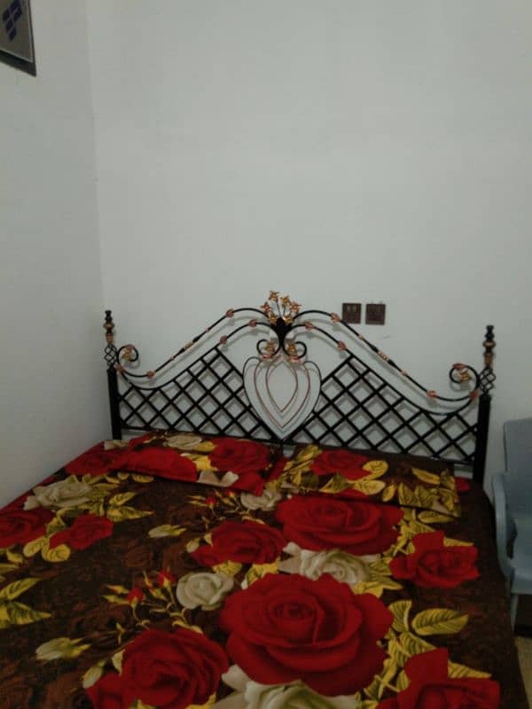 iron bed for sale 0303-7764600 1