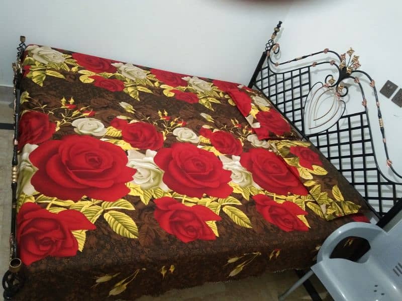 iron bed for sale 0303-7764600 3