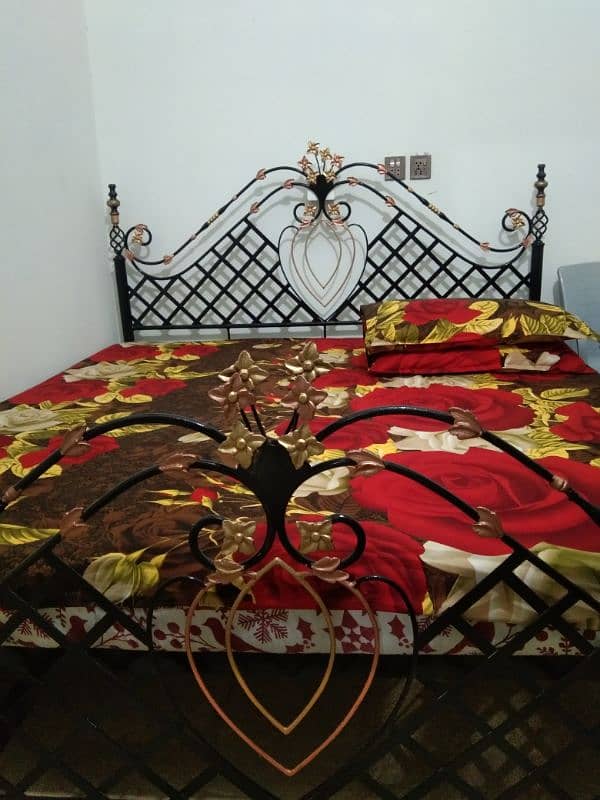 iron bed for sale 0303-7764600 4