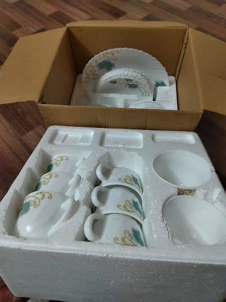 24 pieces tea set for sale 1