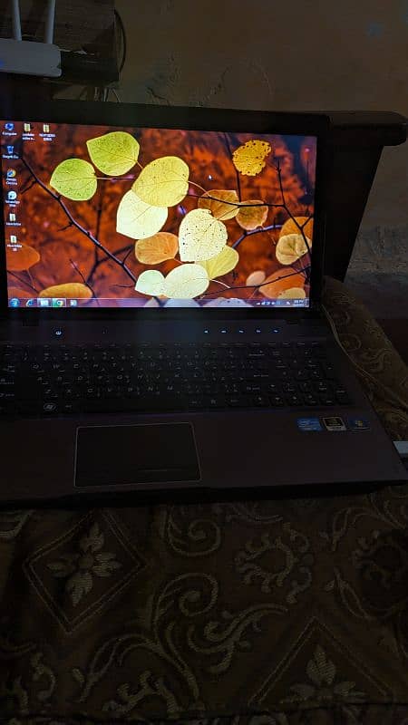 LENOVO LAPTOP corei5 genration Used hai 2