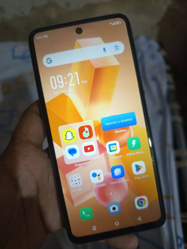 infinix Hot 40i 8GB+8GB extand 128GB Rom 3