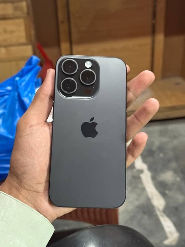 iphone 15 pro 0