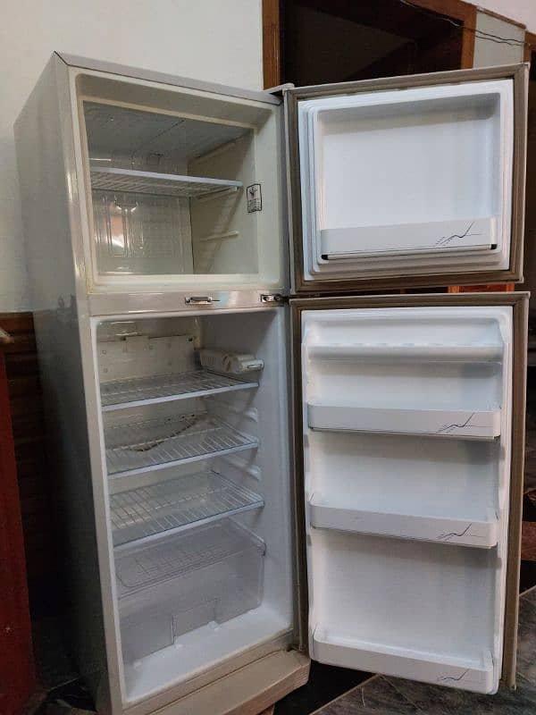 Dawlance 9144M Refrigerator 5