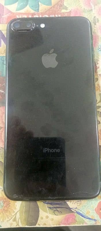 I phone 7 plus . . 128/03057779984 2