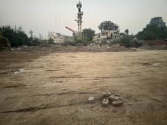 gulberg commercial paid plot 6 canal ideal location