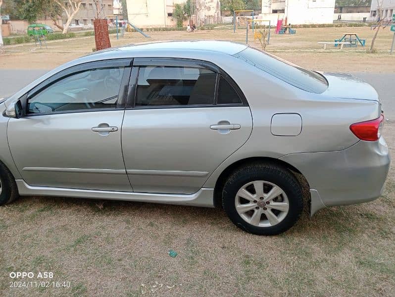 Toyota Corolla GLI 2012 9