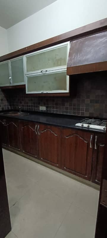 10 Marla furnished Portion For rent in Dha phase 4 6