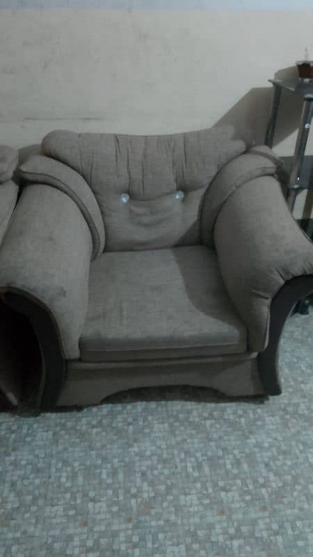 7 seter sofa used 2