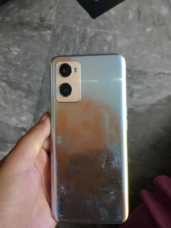 OPPO A96 0