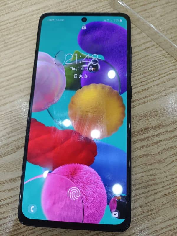 Samsung a51 6/128 condition 8/10 Indisplay fingerprint 2