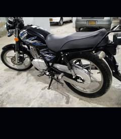 GS 150 Se 2021 Black color