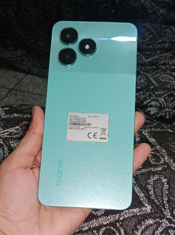 Realme C51 8