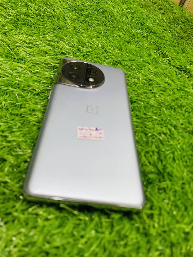 OnePlus 11R – Snapdragon 8+ Gen 1, 120Hz Display – 16/256GB – Non PTA 8