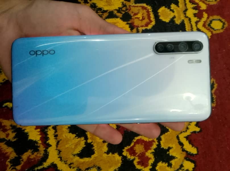 oppoF15 128GB 3