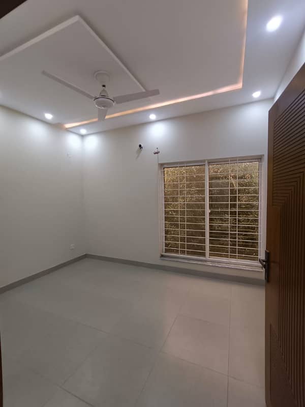 5 Marla Full House Available For Rent On Best Location Of Bahria Town 8