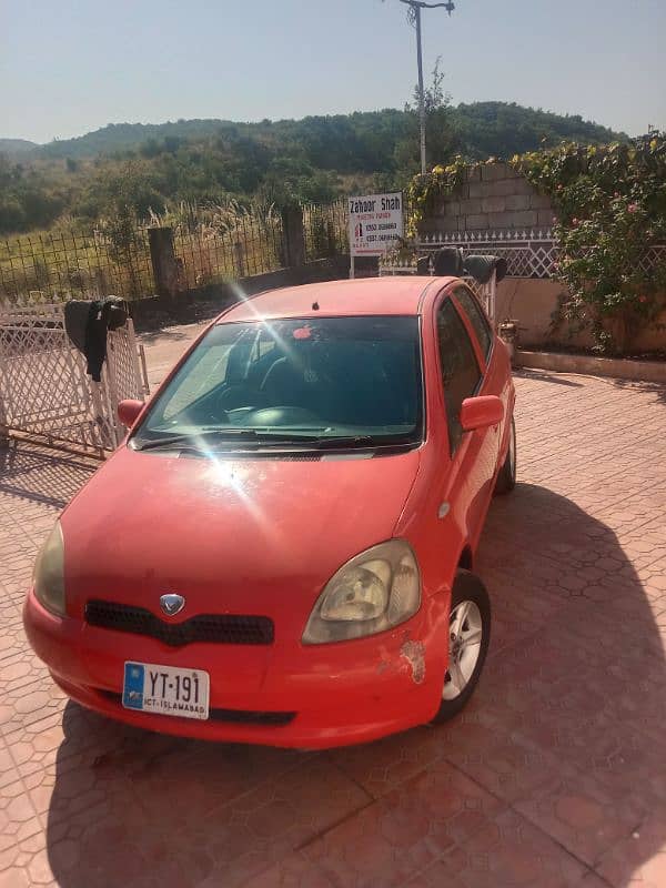 Toyota Vitz 2001 1