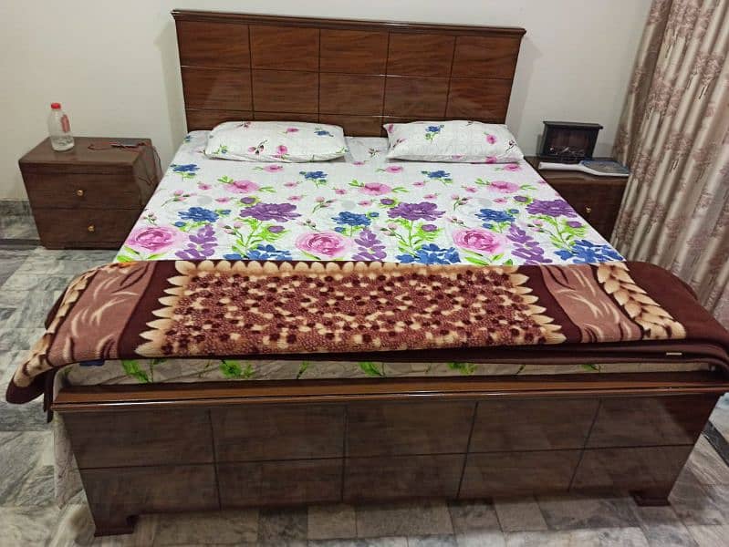 Bed set / wooden bed set / bed 0