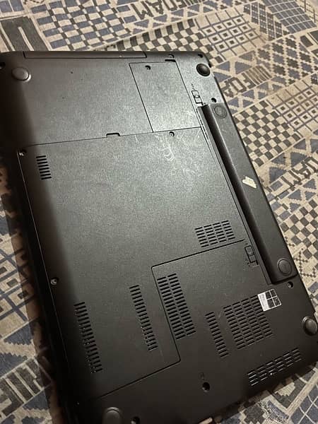 lenovo thinkpad e560 i3 6th 4