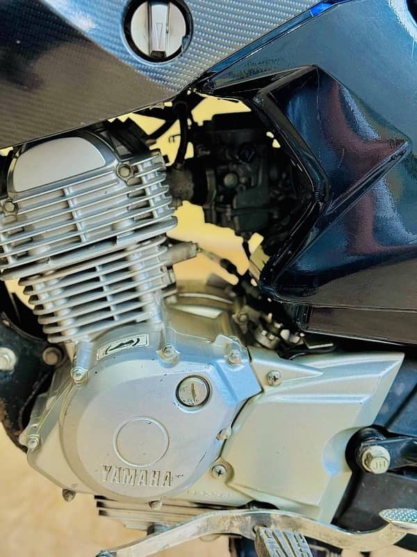 Yamaha ybr 125 6