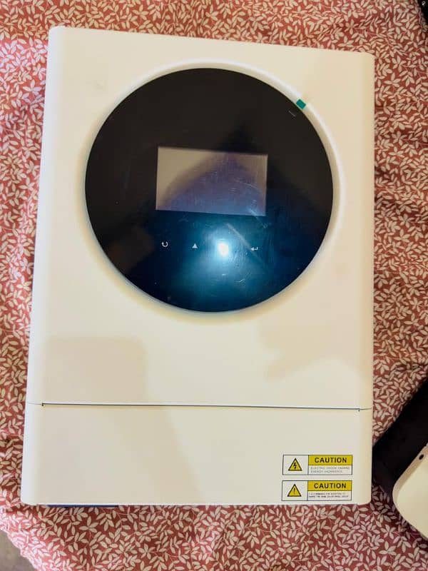 Hybrid solar inverter, china imported,brand-new,wifi control ,warranty 3