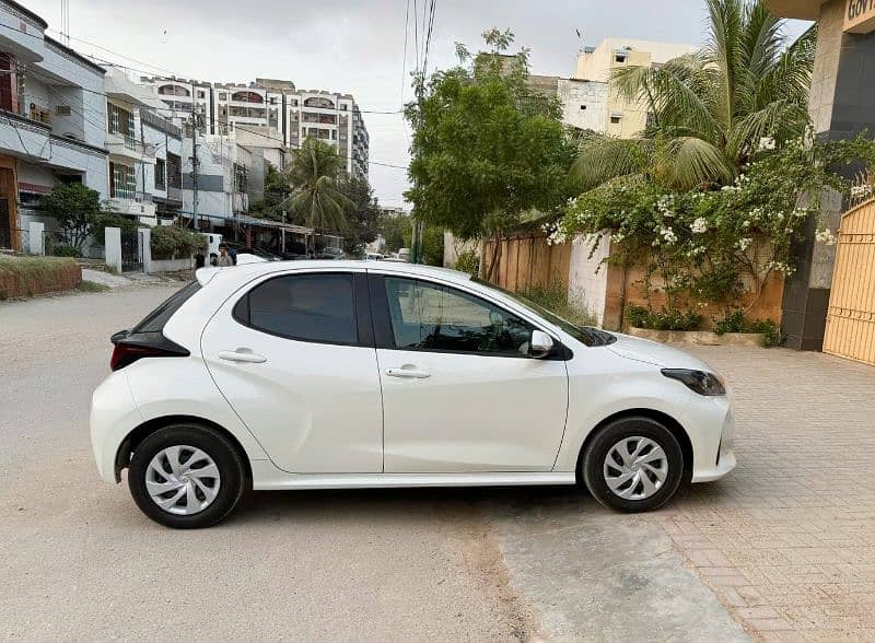 Toyota Yaris 2022 | Contact 0316-278-7272 4